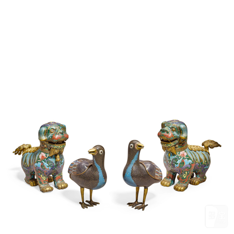 十九/二十世紀 銅胎掐絲琺琅鵪鶉爐一對及佛獅爐一對 | A PAIR OF CLOISONNÉ ENAMEL 'QUAIL' INCENSE BURNERS AND A PAIR OF CLOISONNÉ ENAMEL LIONS - 图6